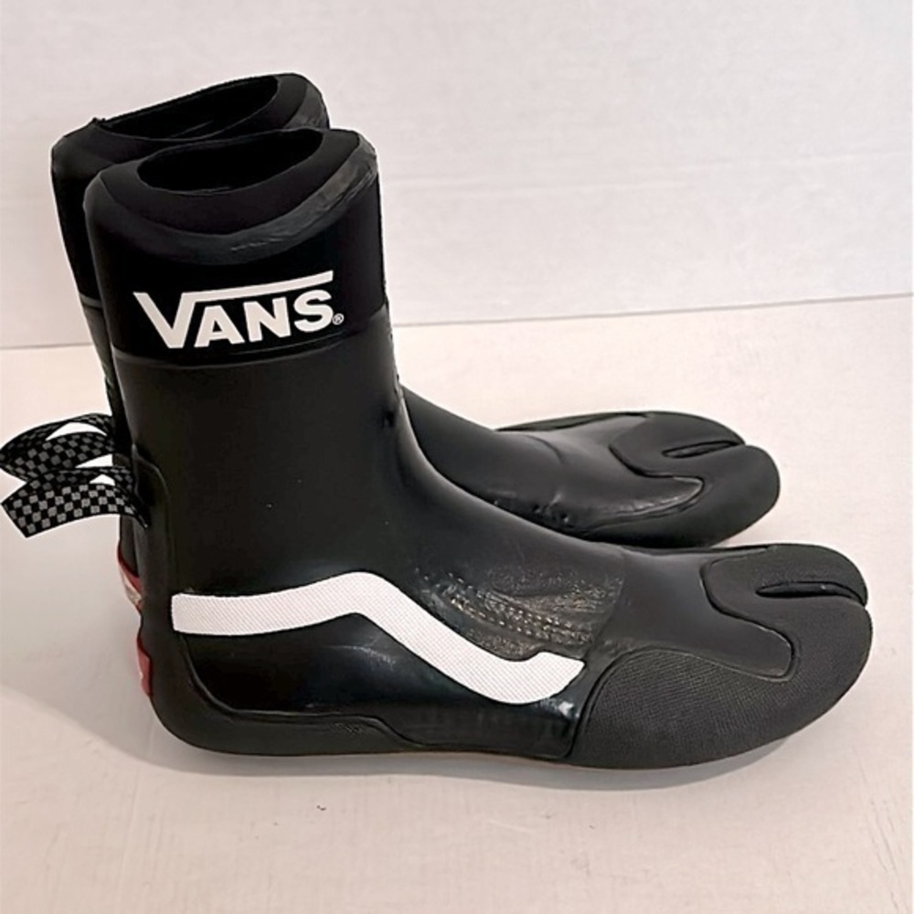 VANS Surf Boot Hi ST Shoe black size mens 7 womens 8.5 NWOT